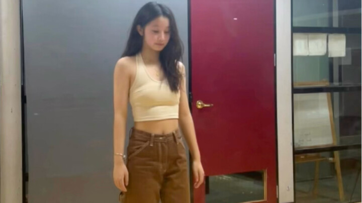 2022, dancing to Sad Girlz Luv Money again.