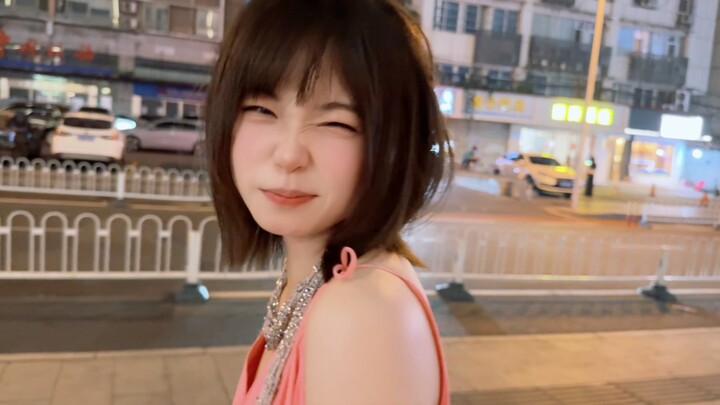 But she winked at me～