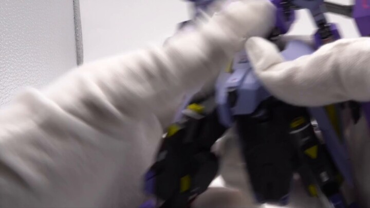 [First release on the Internet] Professionally beat up scumbags! Mr. Soul Ximengli Vidal Gundam firs