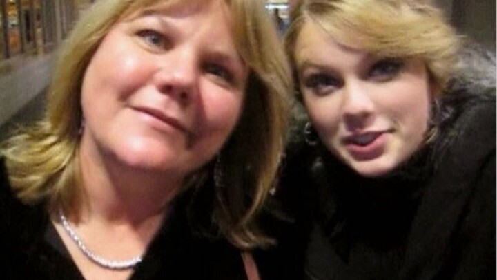 Taylor Swift - I’m Only Me When I’m With You