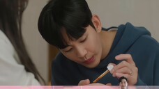 【ราชินีแห่งน้ำตา】ใครจะรู้! - ชุดรักสามชิ้น จับมือ กอด และจูบ ถือเป็นประสบการณ์ครั้งหนึ่ง!