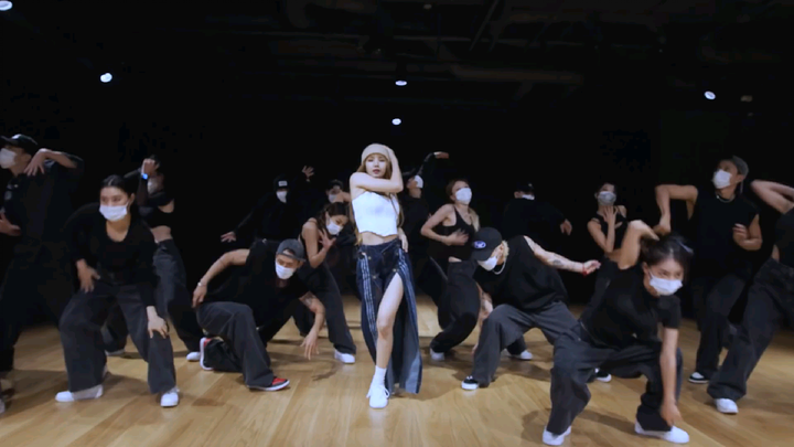 LISA "MONEY" Dance Practice (4K)