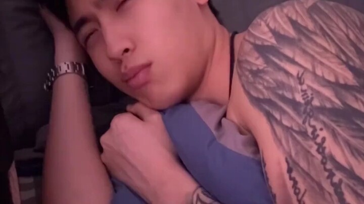 Pria berusia 25 tahun = orang berusia 52 tahun