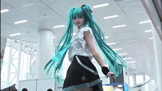 来蹭个大的，「baddie半曲翻跳」但是初音未来