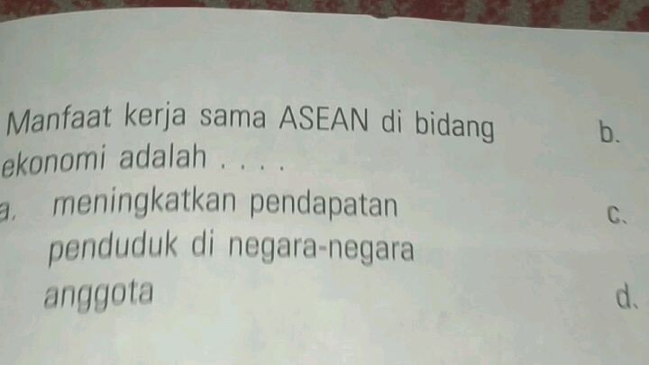 pening benar lah kepala aku nie😔👊