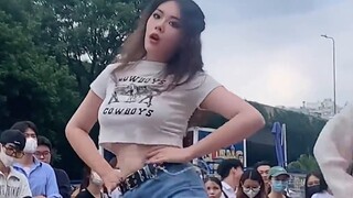 [Chengdu Roadshow] EXID โชว์เต้นโซโล Up&Down ของ EXID! หากผ่านไปอย่าพลาด! ฉากตื่นตาตื่นใจที่คุณไม่คว