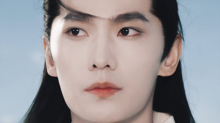 Udah bukan soal ganteng atau enggak lagi nih sama Yang Yang