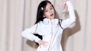 Qiantang: Dance to "Queencard" with Xiaozhu