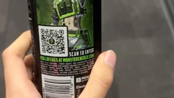 اكتشفت طريقة جديدة لشرب المشروبات