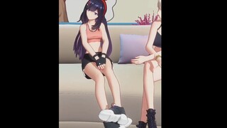 What is Lajie's Jiojio doing during the live broadcast?