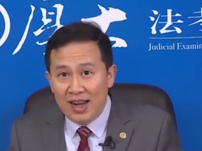 هل يمكنني أن أعيش حياةً مملة مثل هذه؟