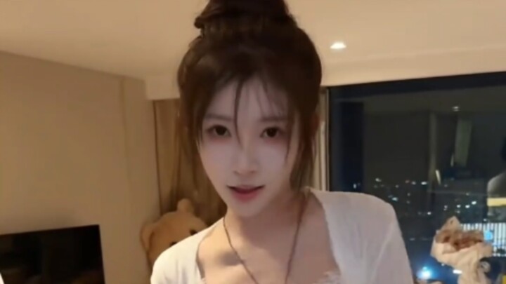 "Hồ sơ nhan sắc đỉnh cao toàn mạng" Số 90: Tiểu Thủy Nhất Hiệu