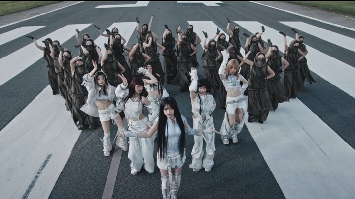 BABYMONSTER's new song WE GO UP dance version MV released