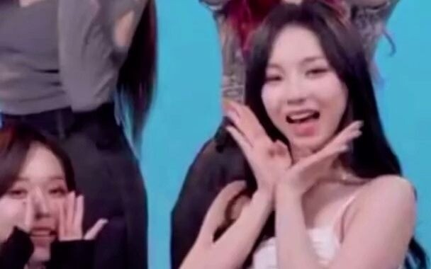 【冬柚】Next level 新一代时间管理大师， 看柳智敏Karina要给金玟庭Winter比多少个👍