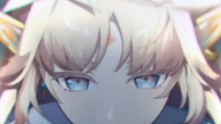 Sao có người trong kịch bản là thiếu nữ mà thực tế lại là quý cô quyến rũ thế nhỉ?