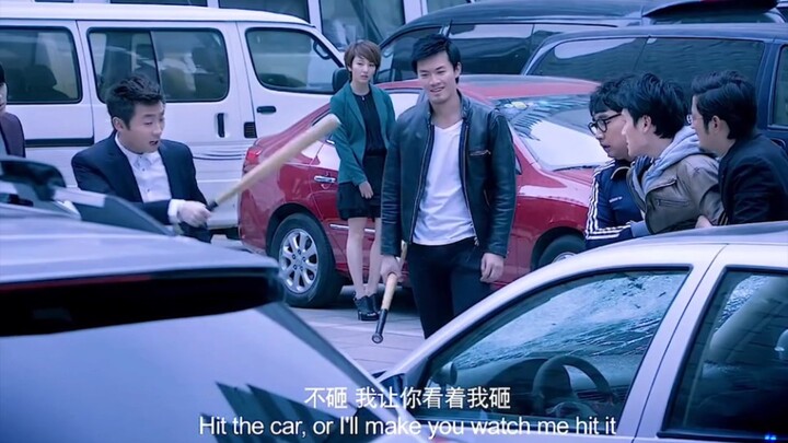 “คุณไม่ไปทำงานสามวัน คุณก็ต้องถูกเลิกจ้าง แต่ผมไม่ไปทำงานสามวัน พ่อผมก็โอนเงินเข้าบัญชีผมแล้ว!”