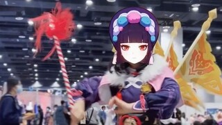 Is there really someone who practices spear fighting in order to cosplay as Sumire Izumo?
