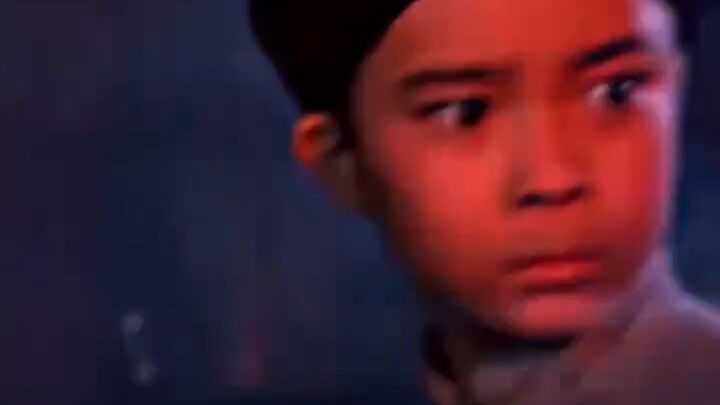 “Teman-teman sekaum, tidak menyangka, ya? Aku, Hu Hansan, sudah kembali!”