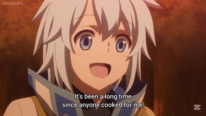 kenapa dia tersenyum?