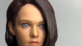She is the only one who fights zombies in a tube top (DAFtoys Resident Evil)