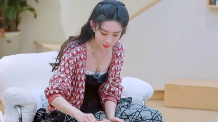 เมิ่งจื่ออี้ไม่เคยตั้งใจเล็งเป้าไปที่ใคร ทุกคนเธอโดนเจาะแบบเท่าเทียมหมด!