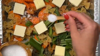 #Enjoying美食 American 🇺🇸 white housewife's dinner for her family #Sharinglifeabroad