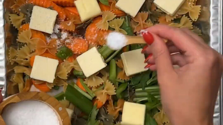 #Enjoying美食 American 🇺🇸 white housewife's dinner for her family #Sharinglifeabroad