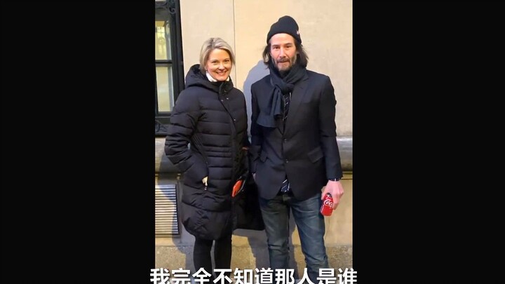 Daughter and mom bump into Keanu Reeves while shopping; mom excitedly takes a photo together, while 