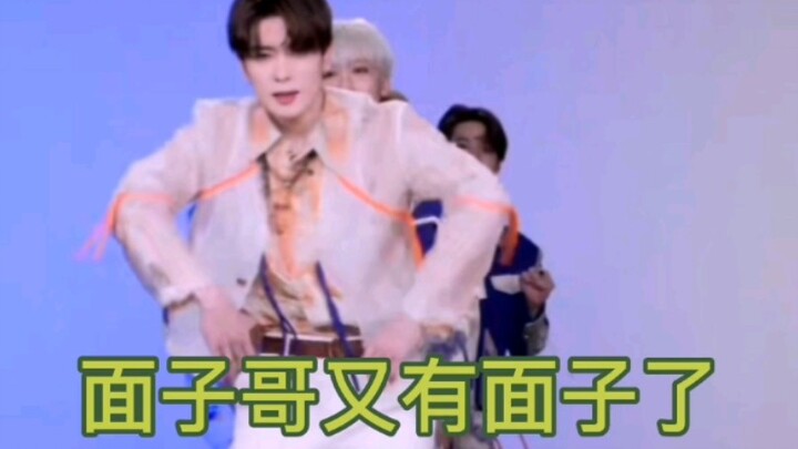 【NCT U】لا يمكن أن يكون هناك من لم يشاهد تتابع الرقص لفريقنا الفرعي U1 بعد، أليس كذلك؟! هيا اضغط للدخ