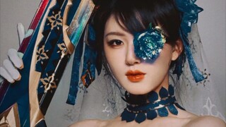 “赵露思 cos英雄联盟 格温”