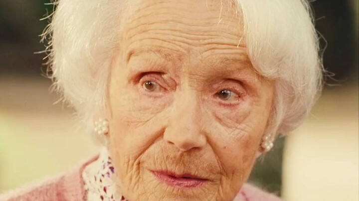 我们总是会回到亲人的墓前，像一条被遗弃的小狗一样哭泣，高分治愈《玛格丽特的午后》