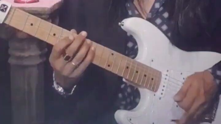 Guitarra solo