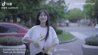 [抖音] Lộ Di 路怡 - Trác Hàm 卓涵 Cùng hội bạn thân - Tổng hợp các video trên Douyin