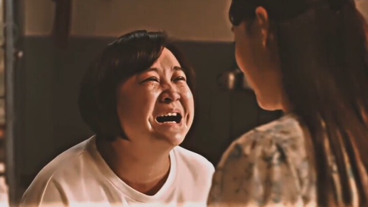“Mẹ ơi, đừng đi, đừng rời xa con…”