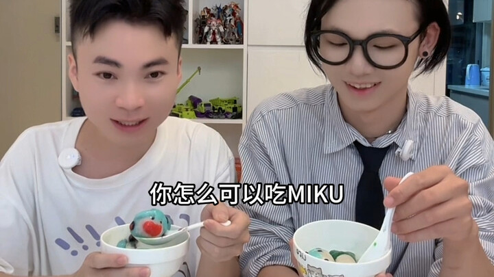 Có được phép dựng gian hàng và bán bánh bao Hatsune Miku tại hội chợ truyện tranh không?
