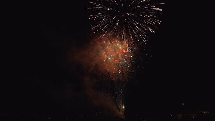 4k 17年 大曲の花火 オープニング 全長700mナイアガラ付スペシャルスターマイン 全国花火競技大会 Omagari All Japan Fireworks Competition Bilibili