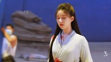 “仙妖神魔也不过悠悠天地间一坯黄土,譬如她” 期待赵露思的第一部仙侠 【神隐】