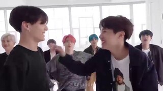 [BTS] Who says BTS’ practice room only has sharp group dances... Didn’t you notice the silly tempera