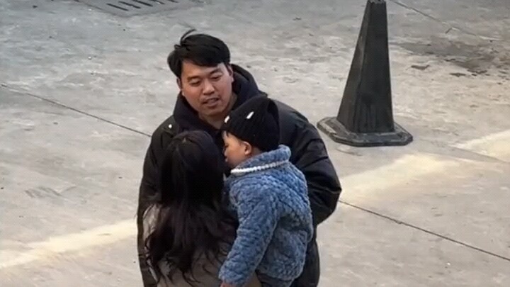 "Everyone else is enjoying a happy family time as a trio, yet here you are singing and dancing."