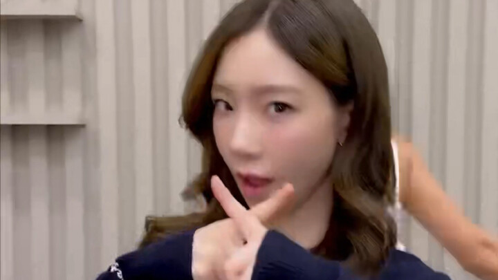 Thử thách "Retro Romance" của Kim Tae-yeon x Lim Yoon-a x Kim Hyo-yeon