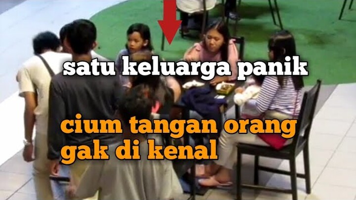 prank cium tangan orang gak dikenal/salam orang gak dikenal-PRANK INDONESIA