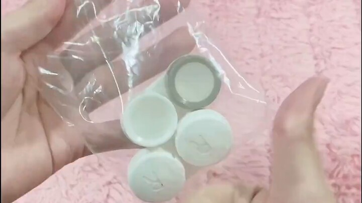 It turns out that 100 ziplock bags for 1 dollar can be used like this!