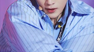 حتى لو تأخرت في الاختبار لمدة 30 دقيقة، فإن SM سينتظر هذا الشخص