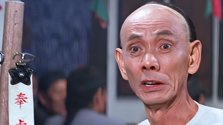 The first person to ult right in the Emperor’s face: a barber—what high standards!