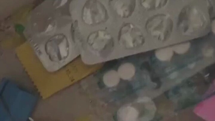 男生开学返校后，抽屉里的药被老鼠嗑光，老鼠先生可能是饿急了