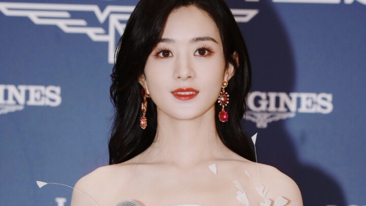 “Sialan!! Ini bener-bener cantiknya sampai nggak butuh pria!”