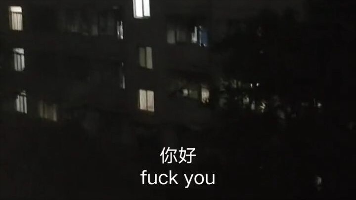 المواجهة الحاسمة بين أساطير اللغة الإنجليزية في المدرسة 1