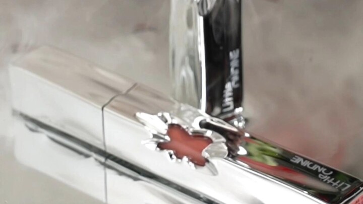 แค่ใช้ฟลอรัลโฟมกับฟอยล์ก็สามารถทำภูเขากุหลาบน้ำแข็งดีไอวายในหอพักได้!