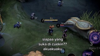 di cuekin ayang ga enak:(