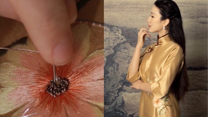 (Nhuộm khói) Phải mất một tháng để làm một chiếc sườn xám thêu họa tiết hoa cúc bằng phương pháp thủ